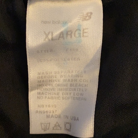 NEW BALANCE RUNNING SHORTS - Picture 3 of 3